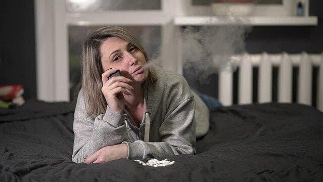 e papelosy revolucionan el mercado mientras cigarrillos electronicos e infartos generan debate en la salud pública