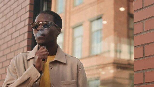 Descubre por qué el cigarrillo electrónico Blu opiniones recomiendan el papel electrónico y más sobre el papel electrónico